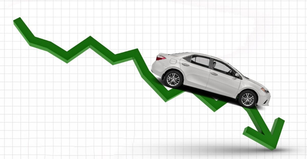 July Car Sales Drop by 36%, Despite Annual Surge of 60%