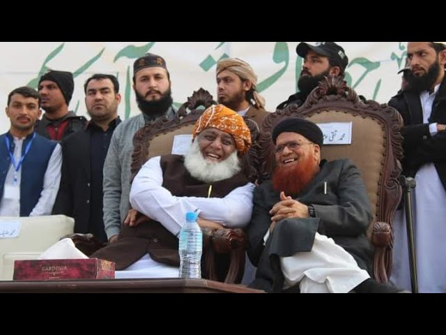 Mufti Taqi Usmani Pays Tribute to Hazrat Maulana Fazlur Rehman for His Leadership and Guidance