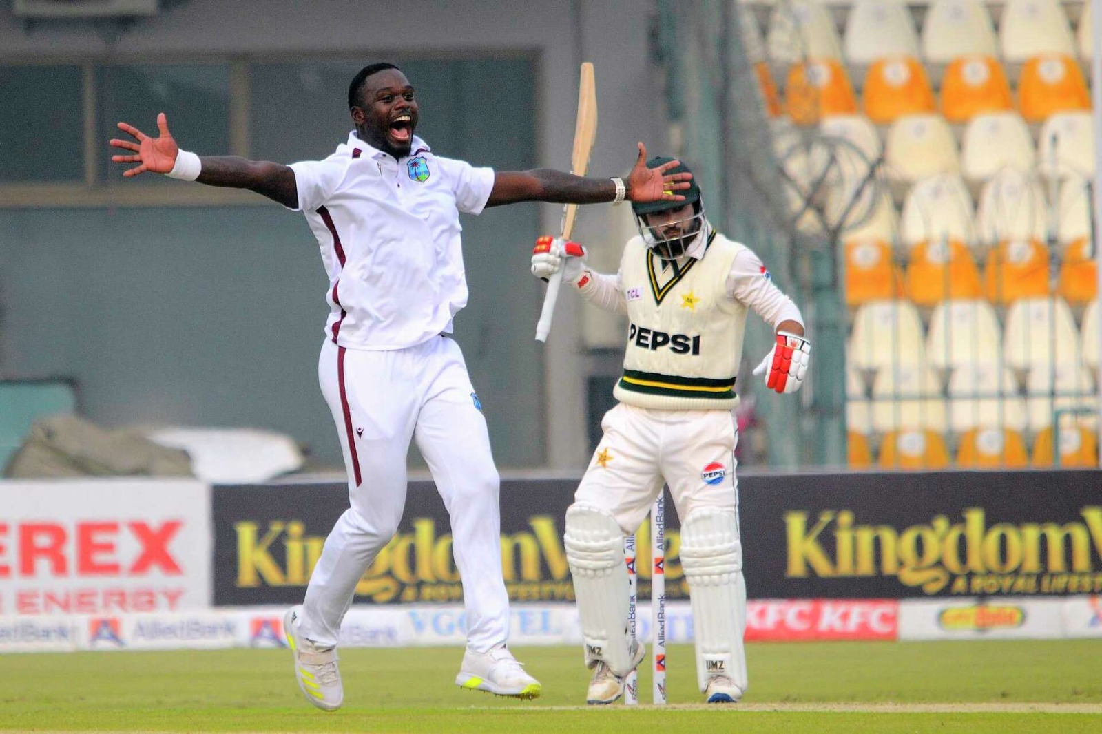 Spinners Shine : West Indies Dismiss Pakistan for 230 in 1st Test