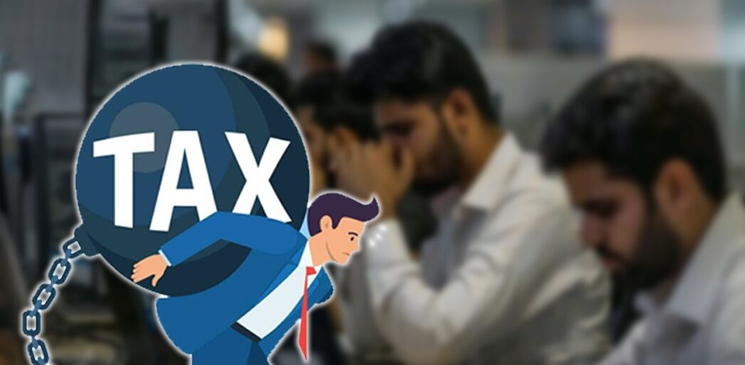 Pakistan’s Salaried Class Paid Over 5 Times More Tax Than Exporters, Retailers In FY2024-25